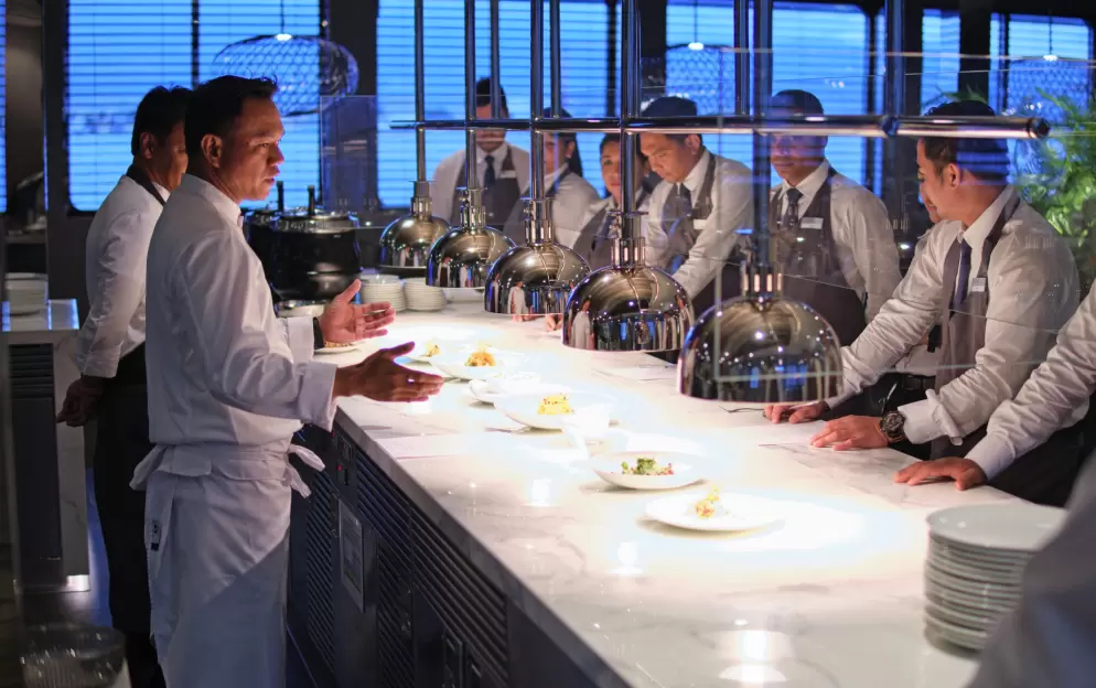 Emerald Cruises Emerald Azzurra La Cucina Dining 1.jpg